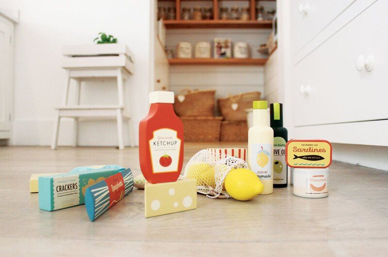 Tender Leaf Toys Pretend Supermarket Grocery Set