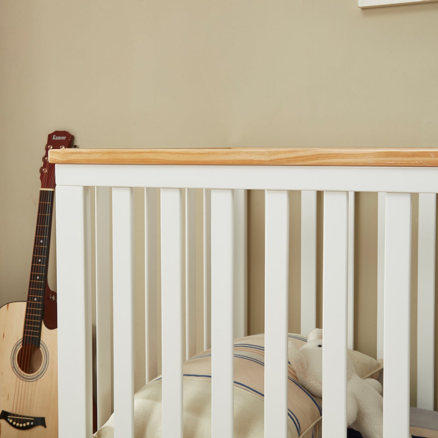 Joy Baby Mia Cot and Aurora Change Table Package