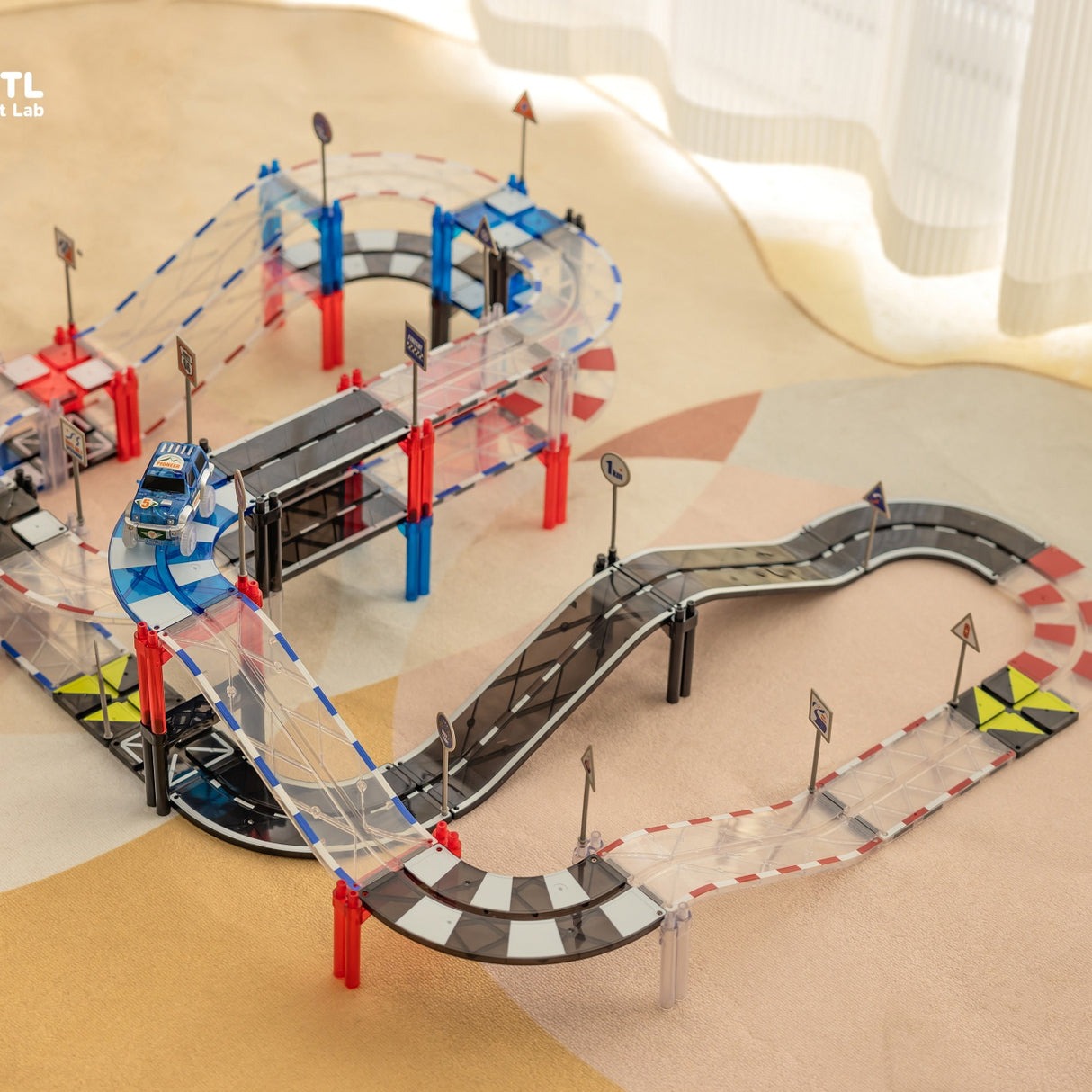 MNTL Classic Magnetic Track Car Set 101 Pcs