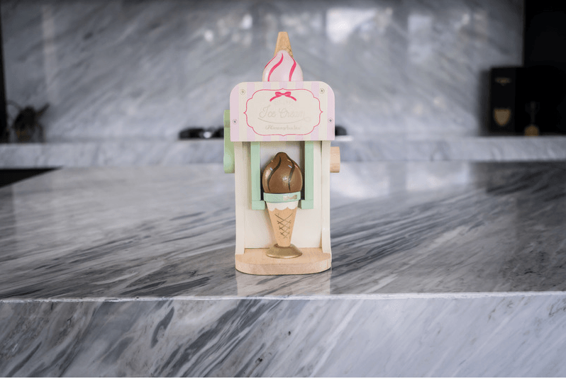 LE TOY VAN Honeybake Ice Cream Machine