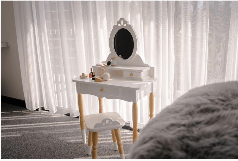 Le Toy Van Honeybake Vanity Table