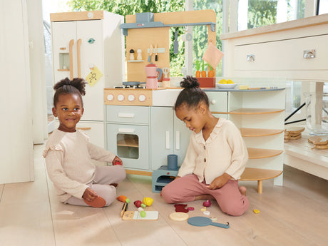 The Power of Pretend Play: How Pretend Toys Foster Creativity and Cognitive Development