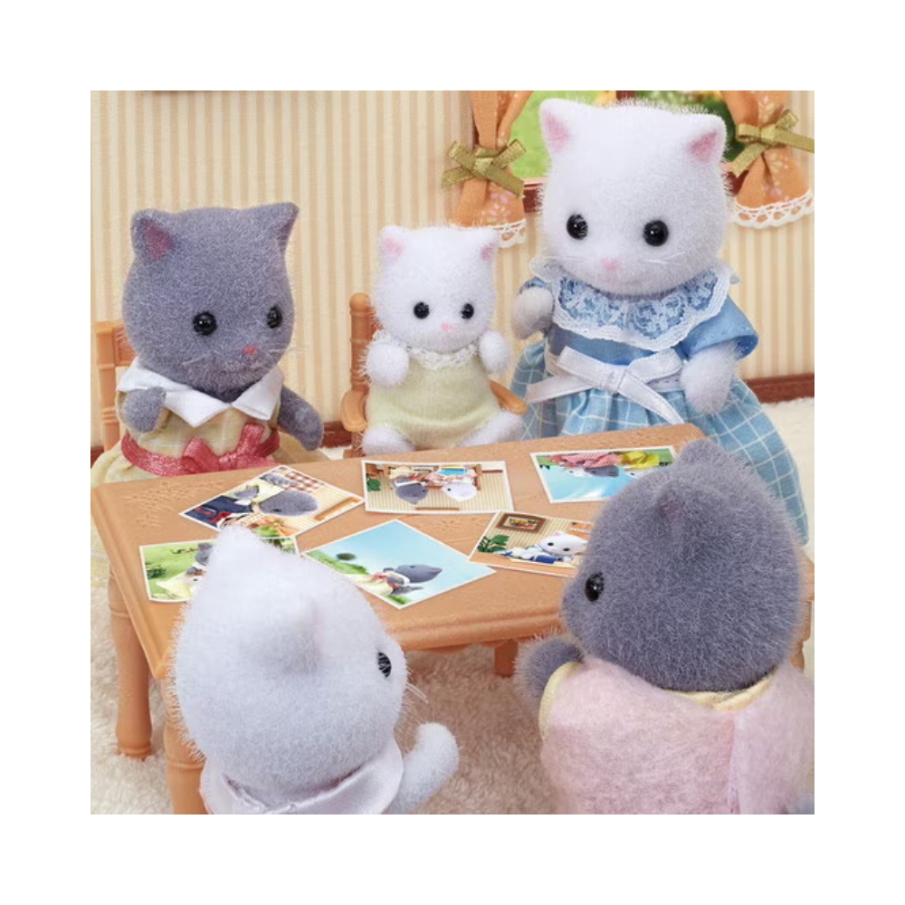 Sylvanian Families Persian Cat Baby