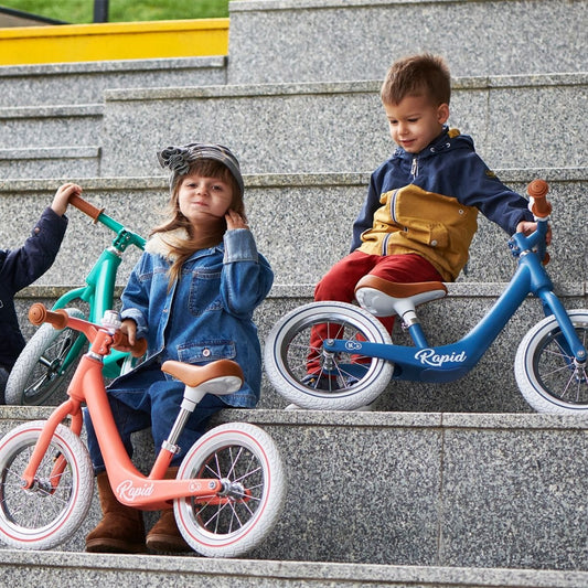 Kinder Kraft Lightweight Rapid Balance Bike with Air Pump