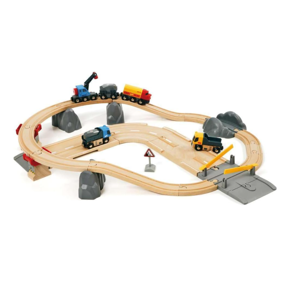 BRIO Rail & Road Loading Set 32 pieces