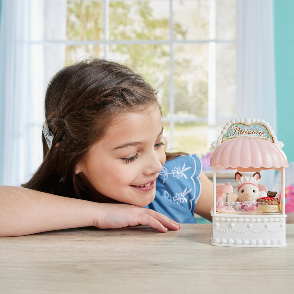 Sylvanian Families Village Cake Shop Starter Set