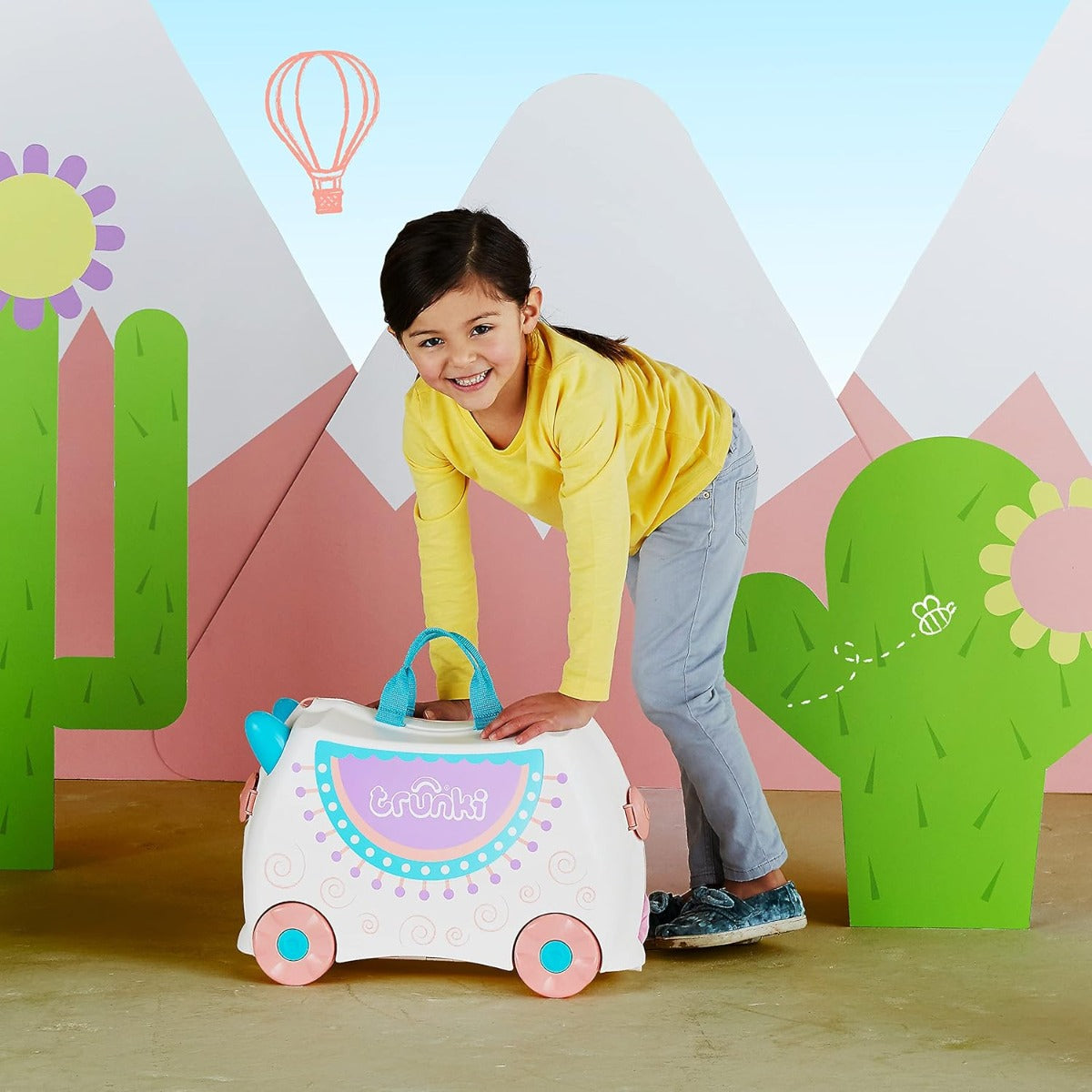 Trunki Ride on Luggage - Lola the Llama