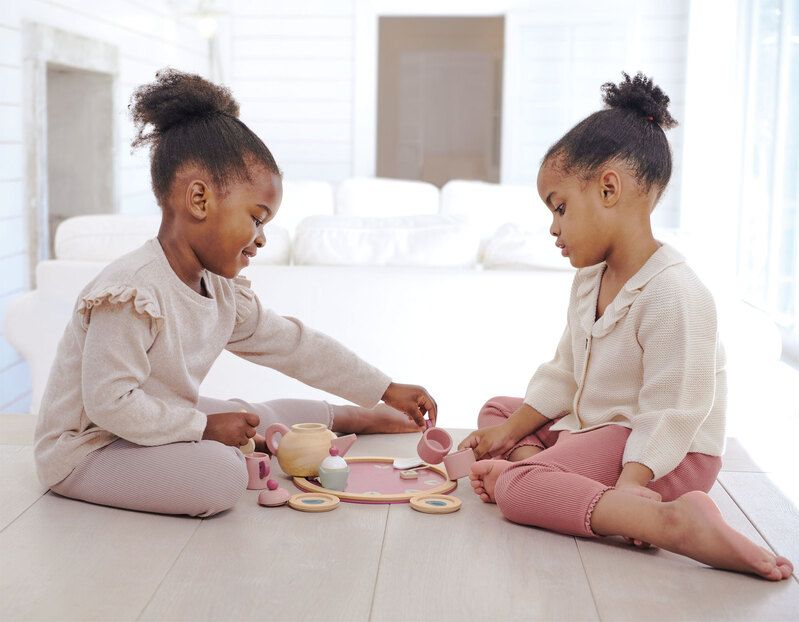 Tender Leaf Toys Pretend Birdie Tea Set