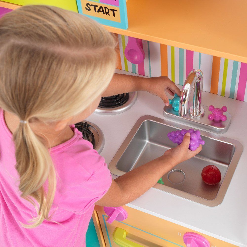 KidKraft Deluxe Big & Bright Kitchen