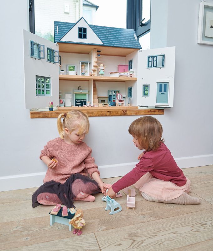 Tender Leaf Toys Dovetail Dollhouse