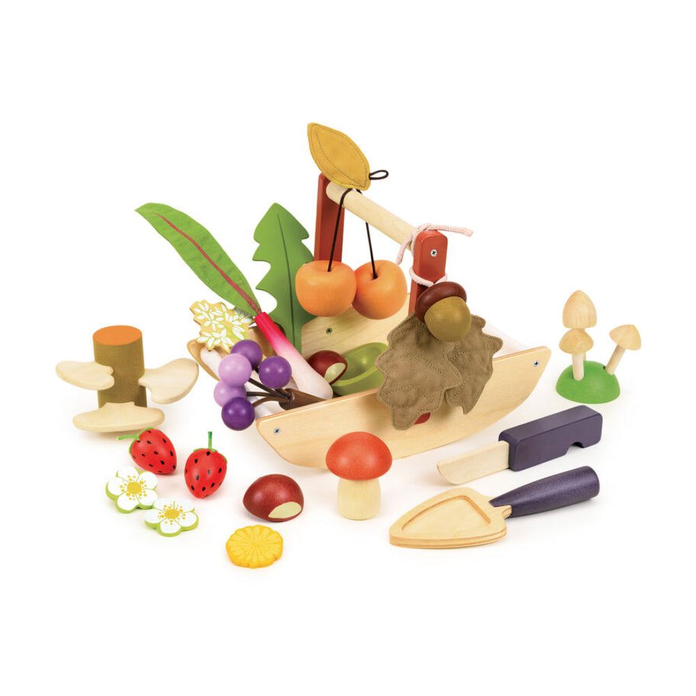 Tender Leaf Toys Pretend Wild Wood Foraging Trug (Basket)