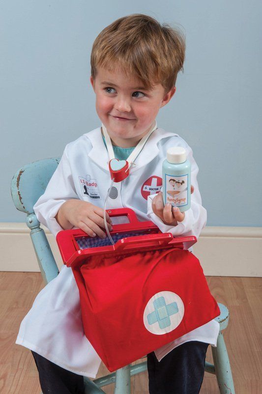 Le Toy Van Doctor's Set