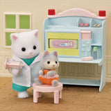 Sylvanian Families Village Doctor Starter Set