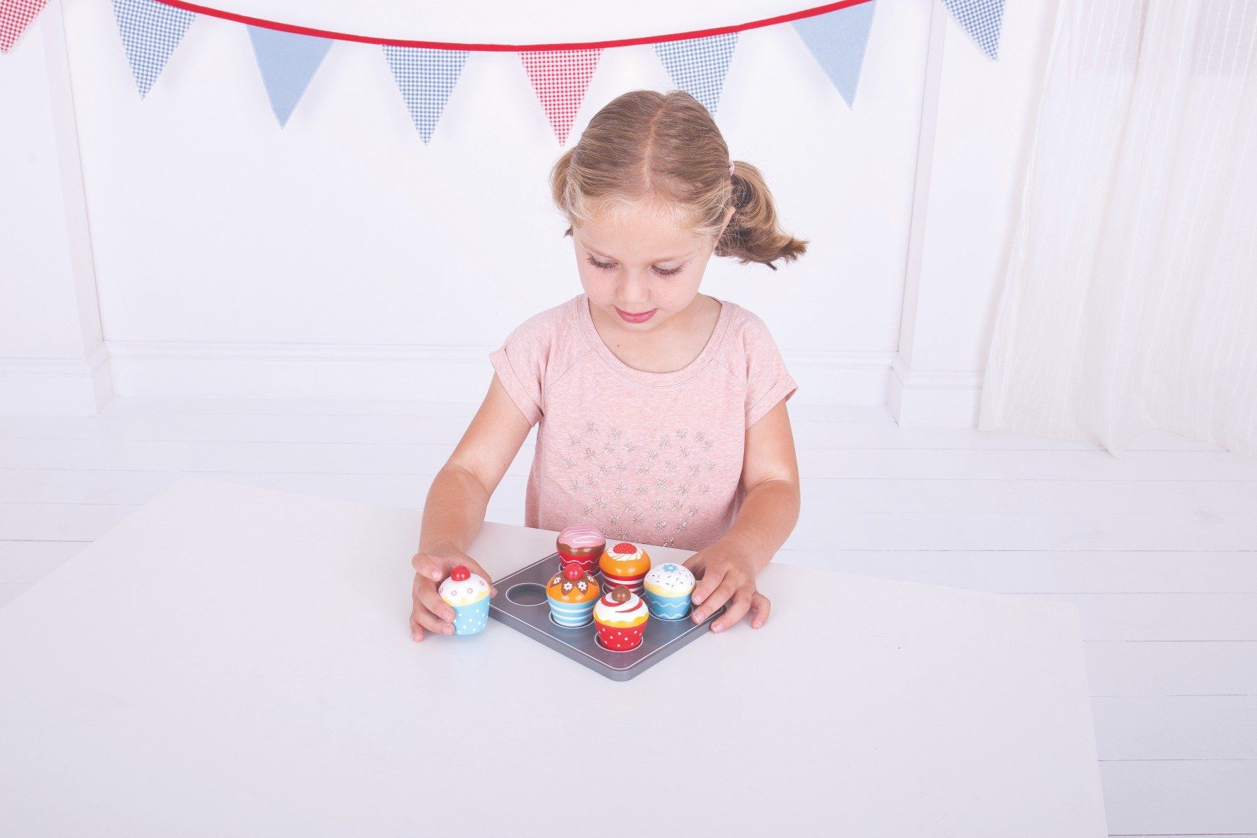 Bigjigs Toys Pretend Muffin Tray