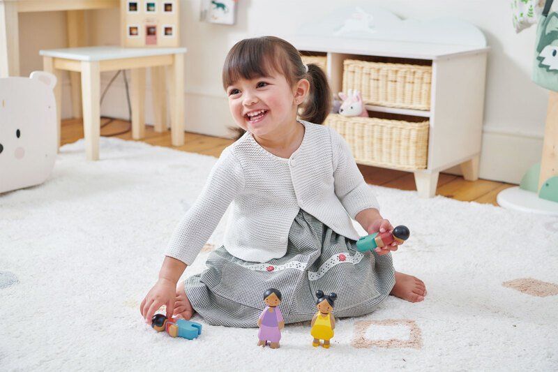 Tender Leaf Toys Doll Sunny  Family