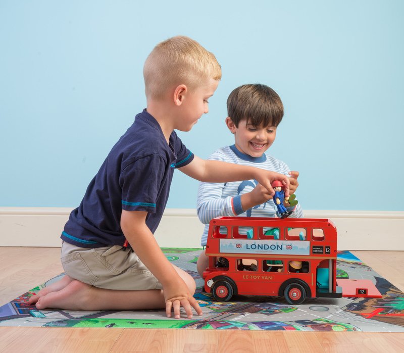 Le Toy Van London Bus With Driver