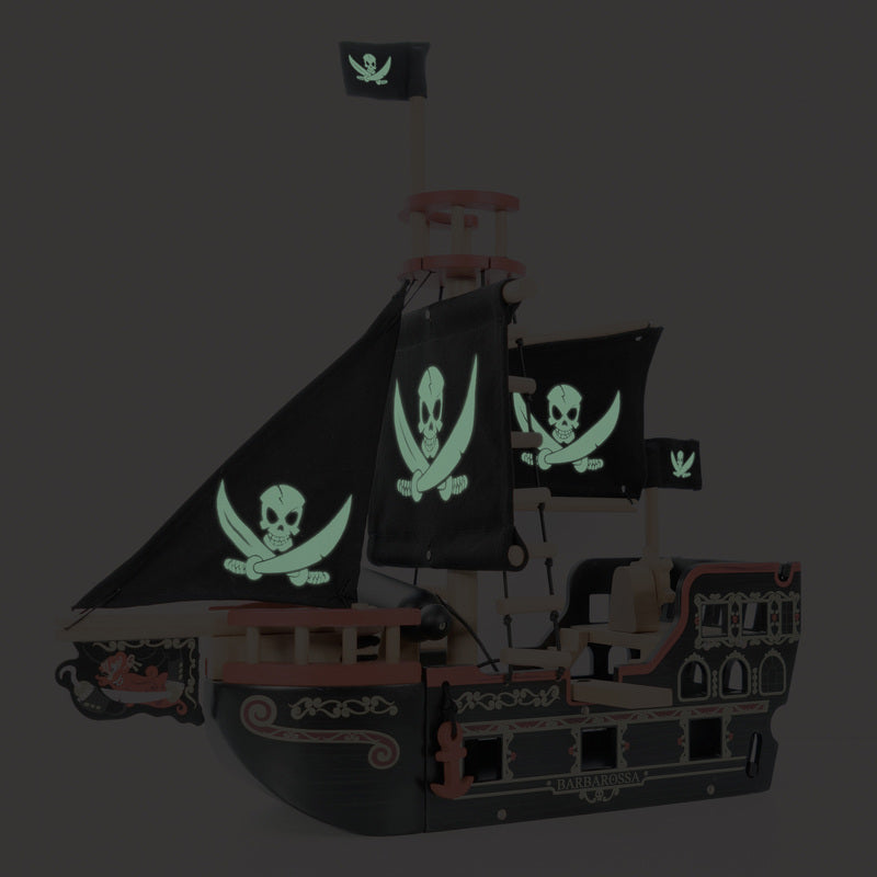 Le Toy Van Barbarossa Ship