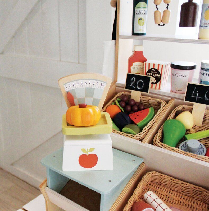 Tender Leaf Toys Pretend Market Scales