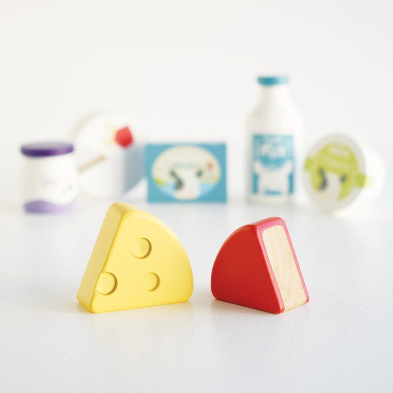 Le Toy Van Honeybake Eggs & Dairy In Crate