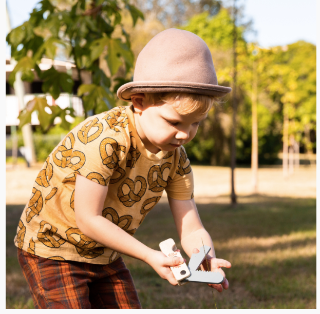 Tender Leaf Toys Wooden Safari Adventure Set