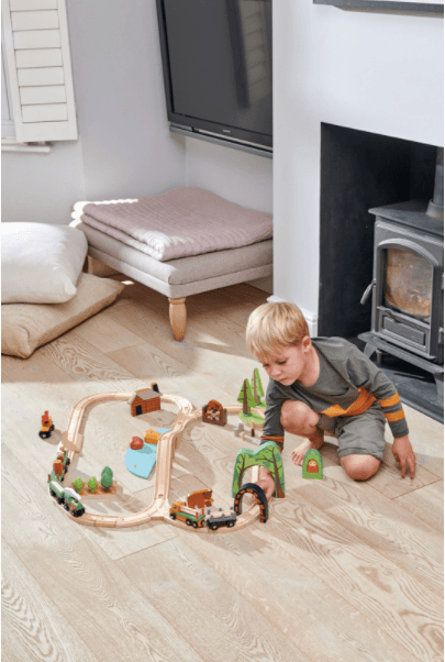 Tender Leaf Toys Wild Pines Train Set