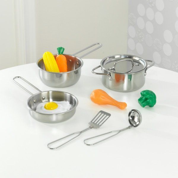 KidKraft Deluxe Cookware Set with Food