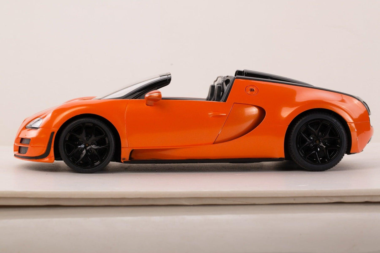 Rastar Licensed 1:14 Radio Control Car - Bugatti Veyron