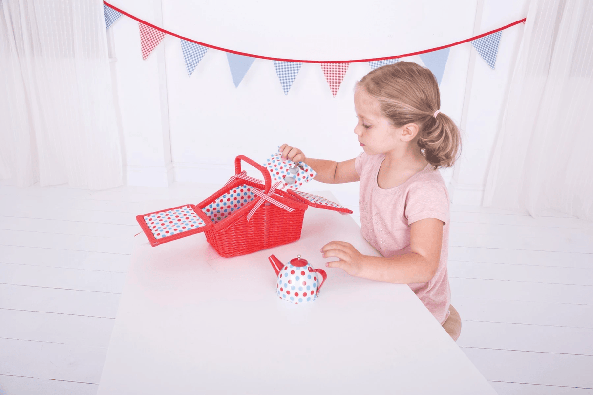 Bigjigs Toys Spotted Basket Tea Set