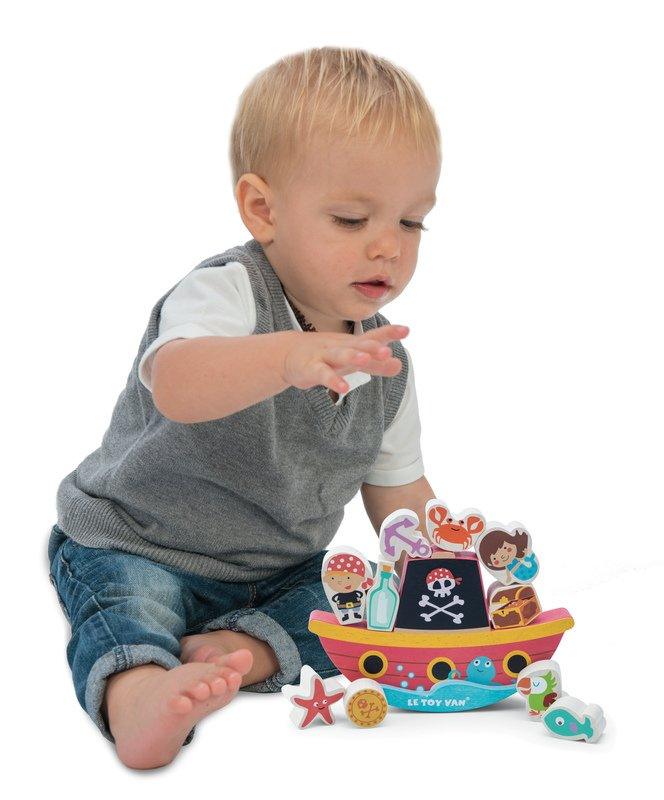 Le Toy Van Pirate Balance 'Rock 'N' Stack