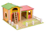 Le Toy Van Barnyard set