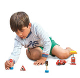 Le Toy Van Car and Petrol Pump Set