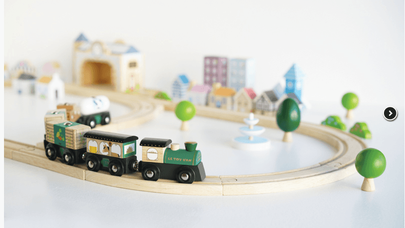 Le Toy Van Royal Express Train Set