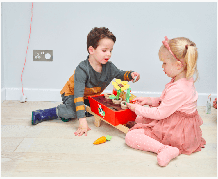 Tender Leaf Toys Garden Wheelbarrow Set