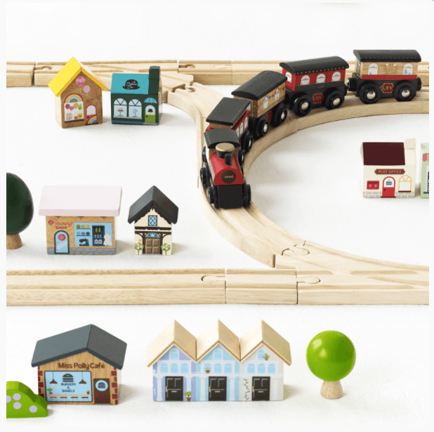 Le Toy Van London Train Set