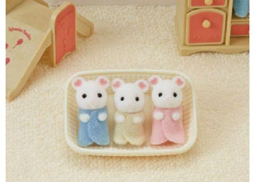 Sylvanian Families Marshmallow Mouse Family