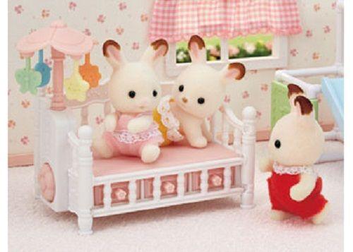 Sylvanian Families Crib with Mobile