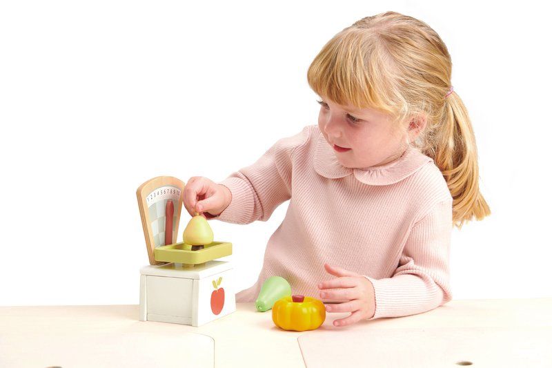 Tender Leaf Toys Market Scales